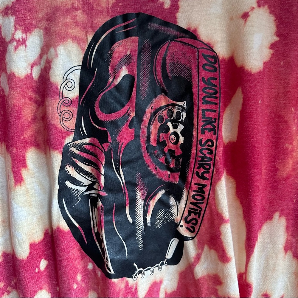 Horror Movie Halloween Graphic Tee - Picture 5 of 6
